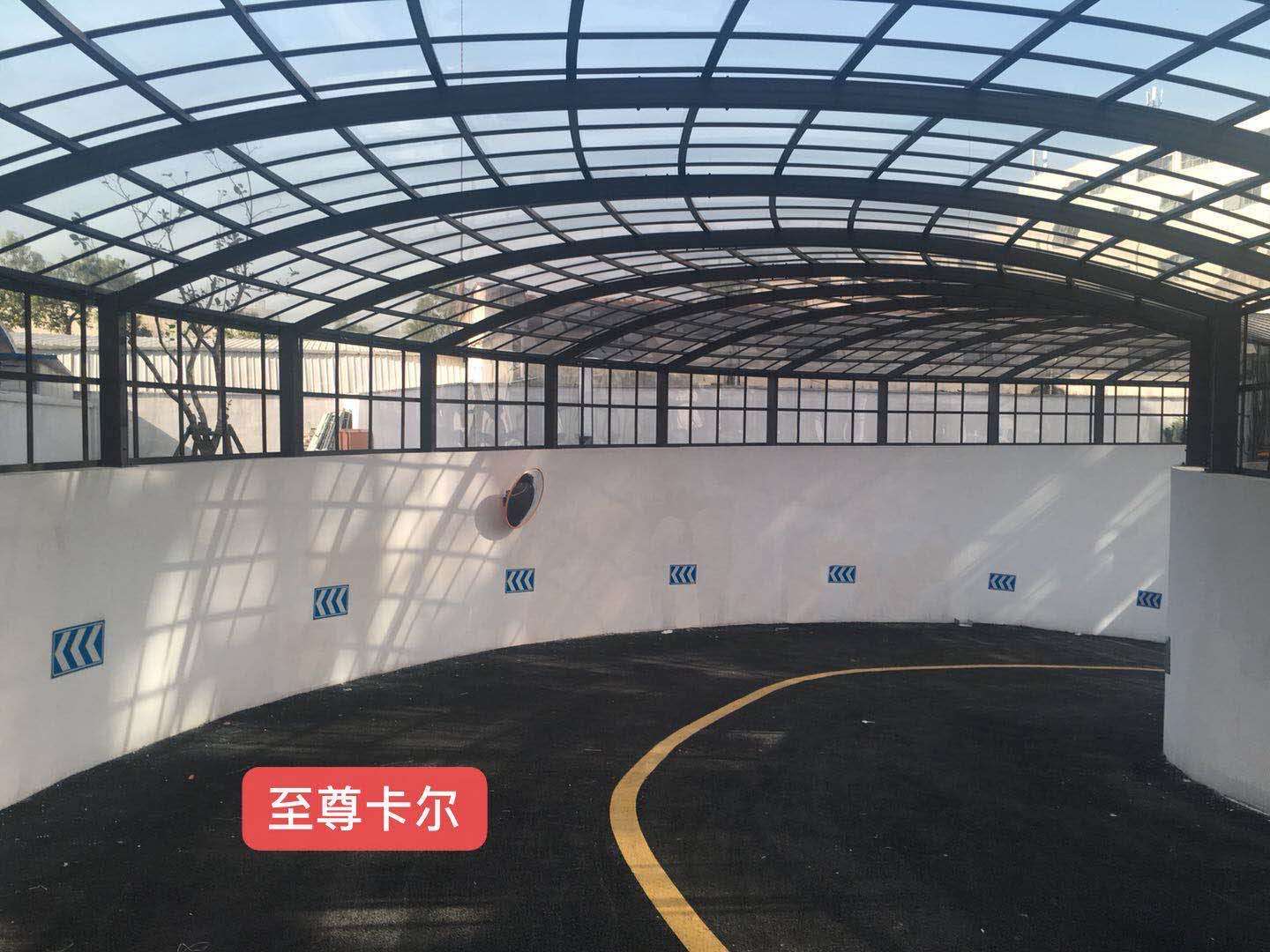 车库出入口玻璃雨棚