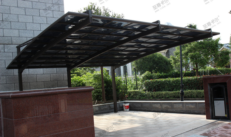 香港六宝典最新版开奖耐力板车棚.jpg