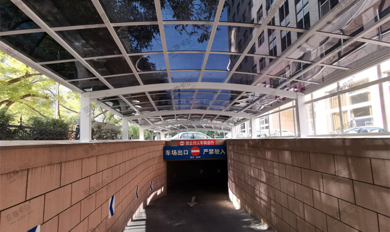 香港六宝典最新版开奖入库棚.jpg