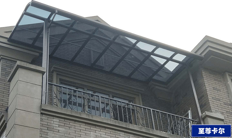 家庭新型耐力板雨棚案例图片，让您一次看个够_香港六宝典最新版开奖