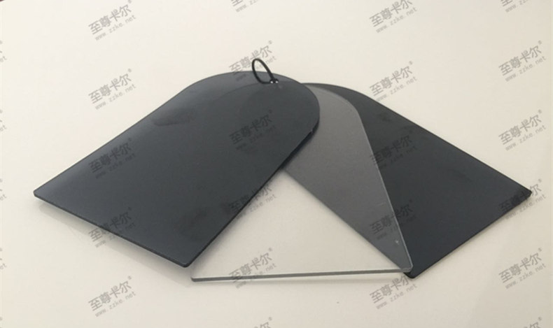 搭建雨棚是用耐力板好还是阳光板好？