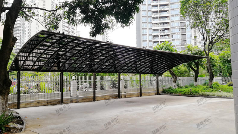 大良德胜小学揽风车棚顺利完工