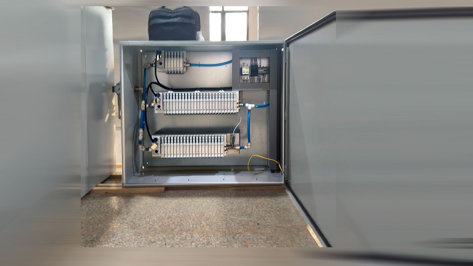 生物制药纯水系统24路双三通通讯阀岛系统控制箱